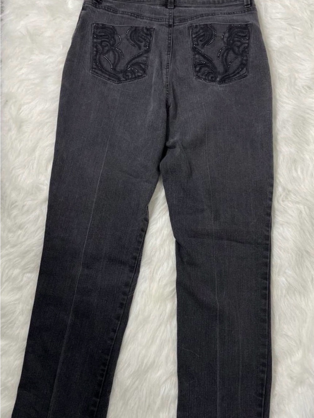 Gloria Vanderbilt Men's Charcoal Straight Jeans with Embroidered Back Pockets